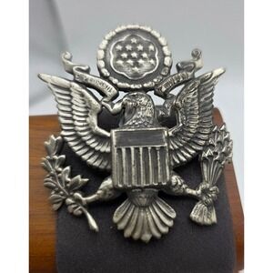 Vintage US Army Great Seal Eagle Crest Screw Back Hat Badge Insignia Silver Tone